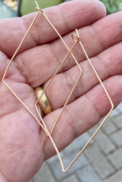 Susan LeGuyader's A Journey in Creating Hoop Earrings - , Wire Jewelry Design, Design, must hoop earrings be round